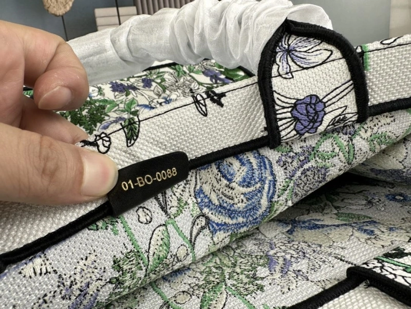 Dior Shopping Bags 4081B-1624