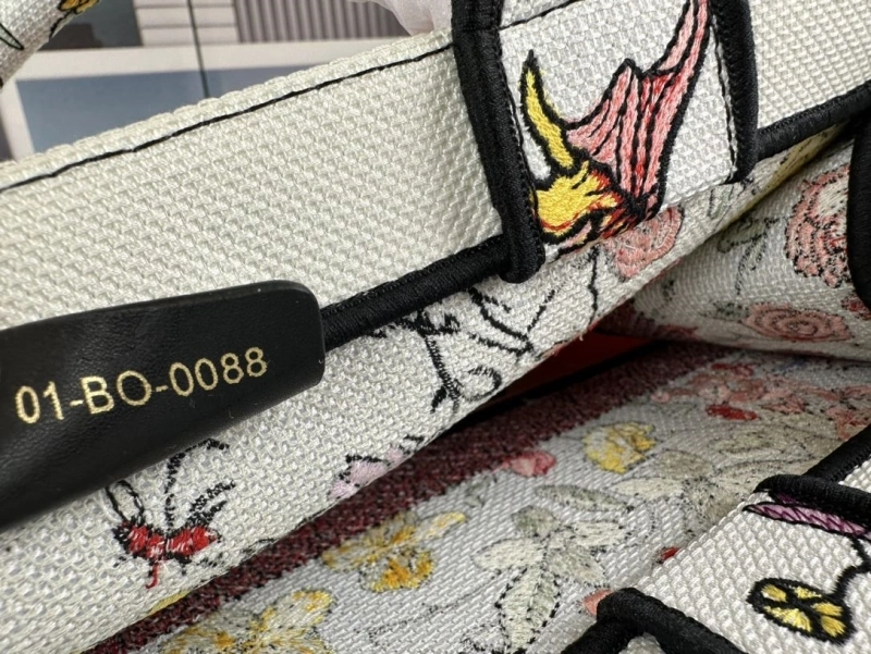 Dior Shopping Bags 4081B-1625