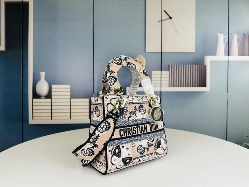 Dior Shopping Bags 4081B-1642