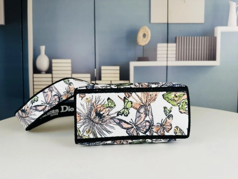 Dior Shopping Bags 4081B-1644