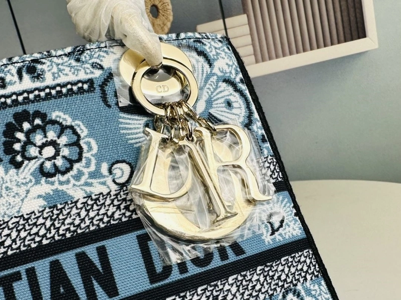 Dior Shopping Bags 4081B-1646