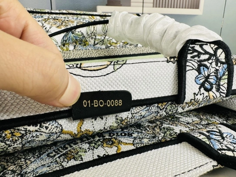 Dior Shopping Bags 4081B-1772