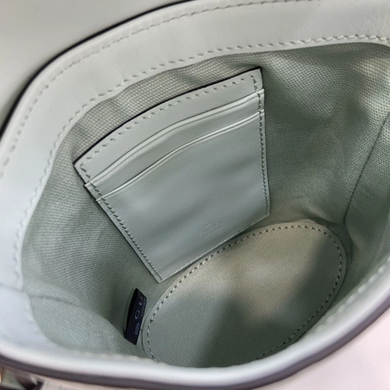 Gucci Bucket Bags 4094-0136