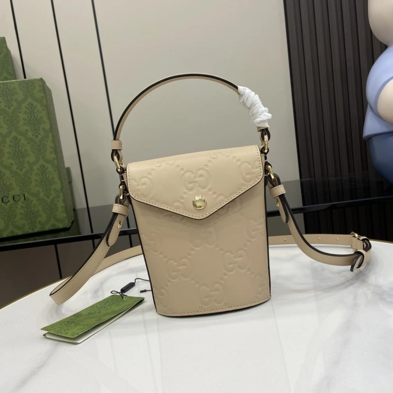 Gucci Bucket Bags 4094-0137