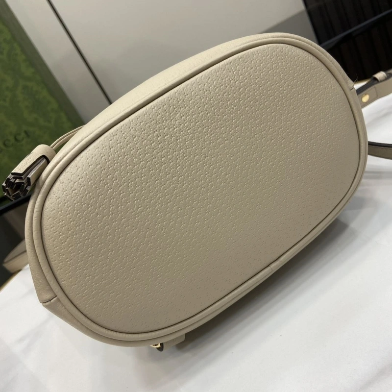 Gucci Backpacks 4094-0763