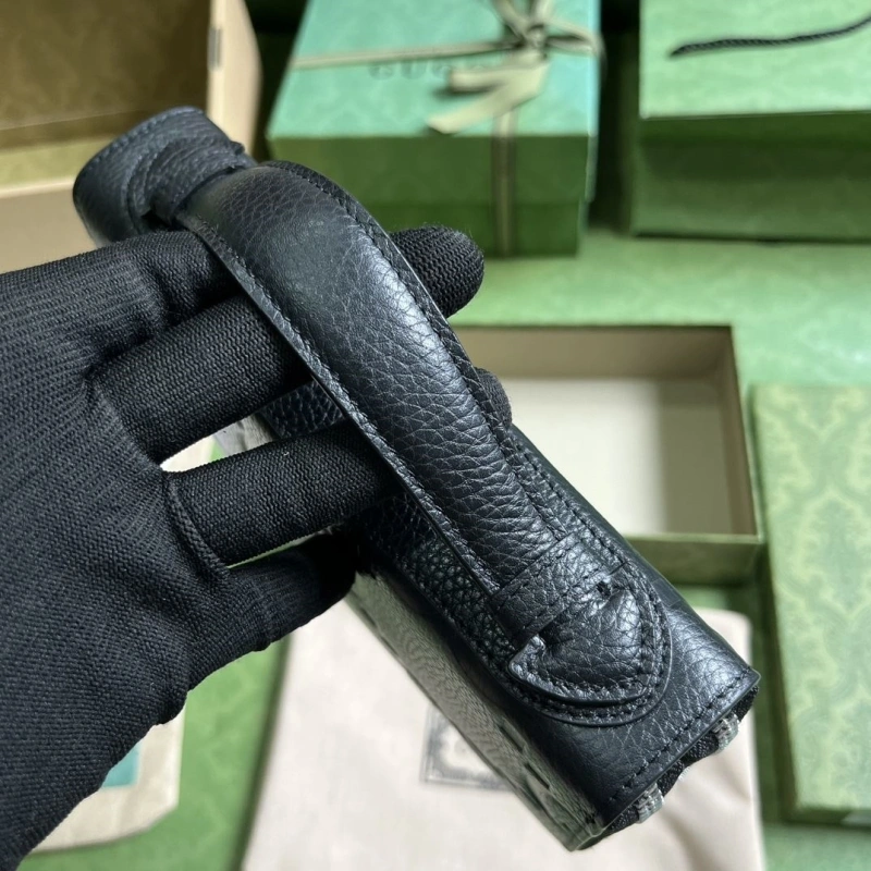 Gucci Clutch Bags 4094-0815