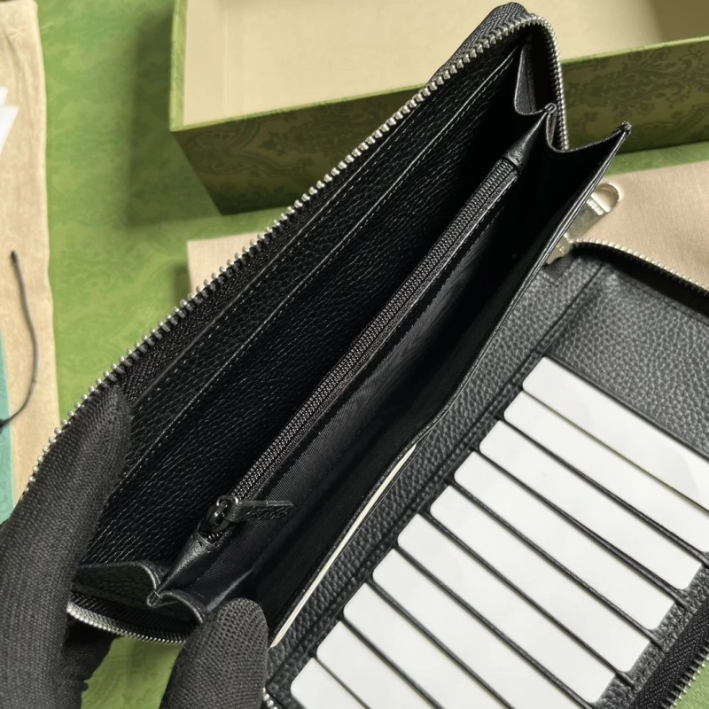 Gucci Clutch Bags 4094-0821