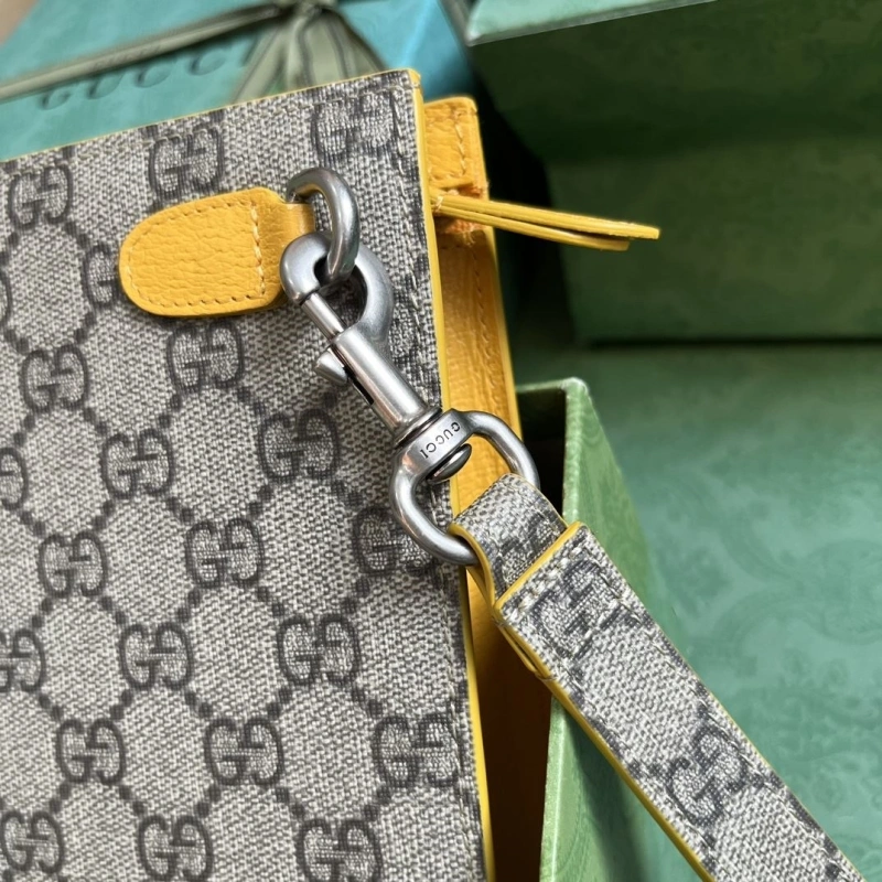 Gucci Clutch Bags 4094-0928