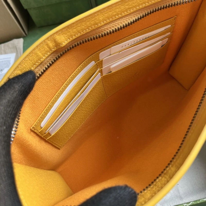 Gucci Clutch Bags 4094-0928