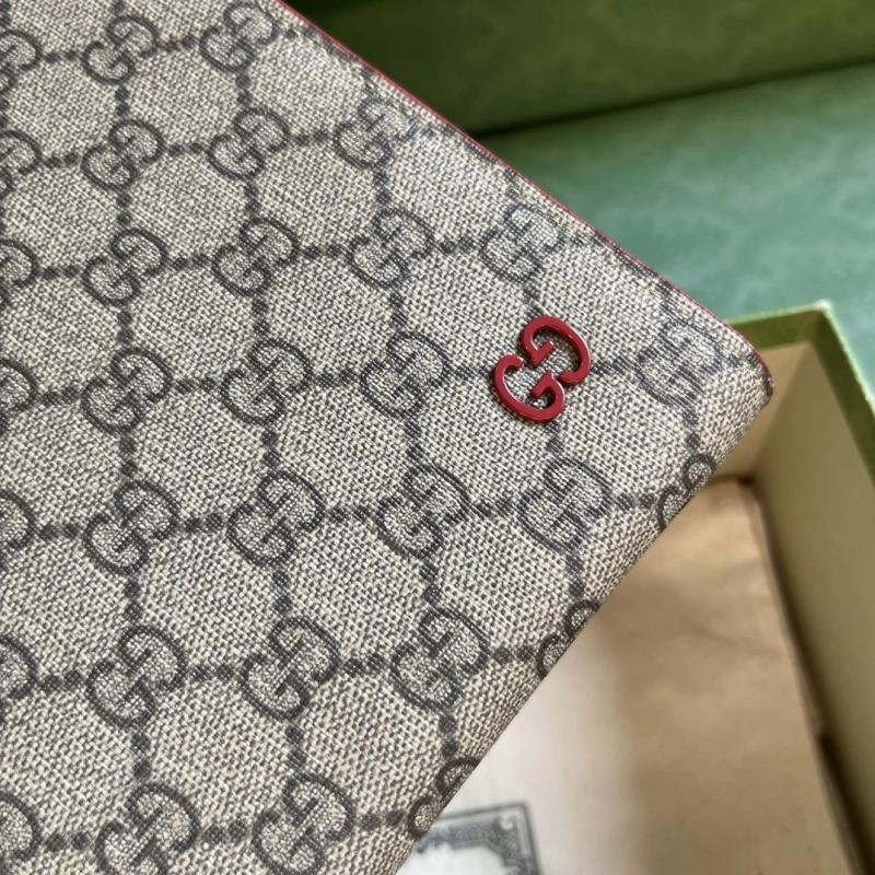 Gucci Clutch Bags 4094-0929