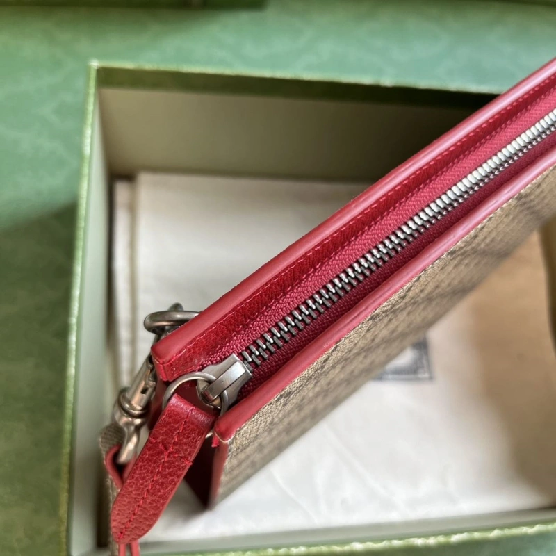 Gucci Clutch Bags 4094-0929