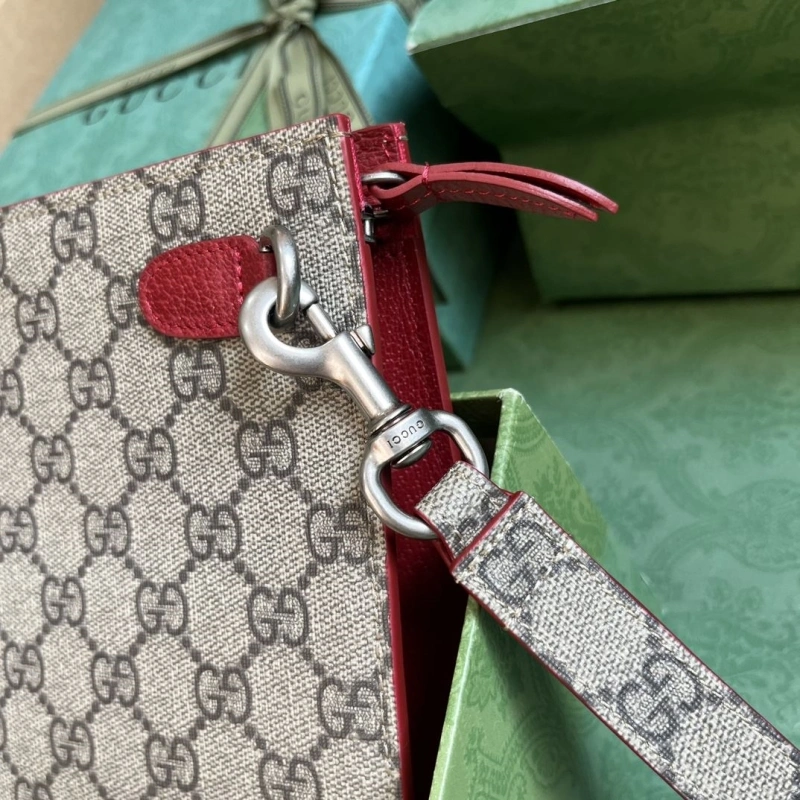 Gucci Clutch Bags 4094-0929