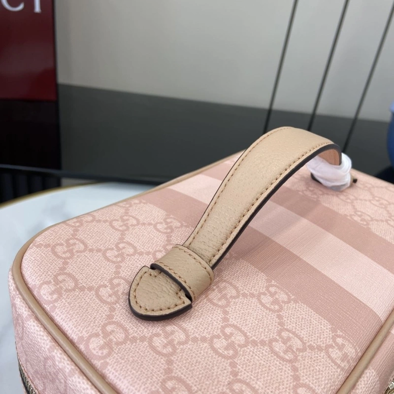 Gucci Cosmetic Bags 4094B-0247