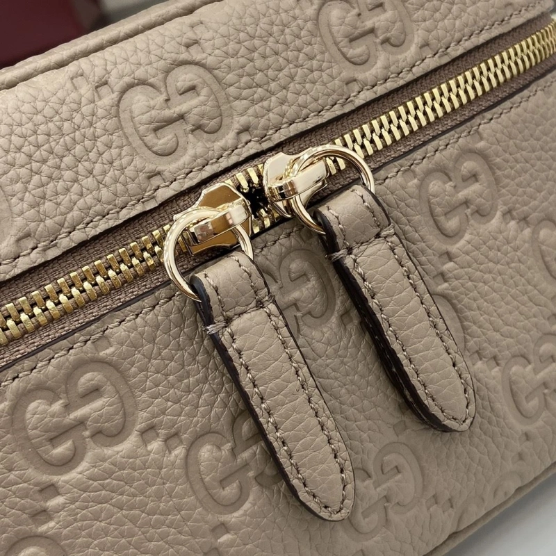 Gucci Cosmetic Bags 4094B-0411