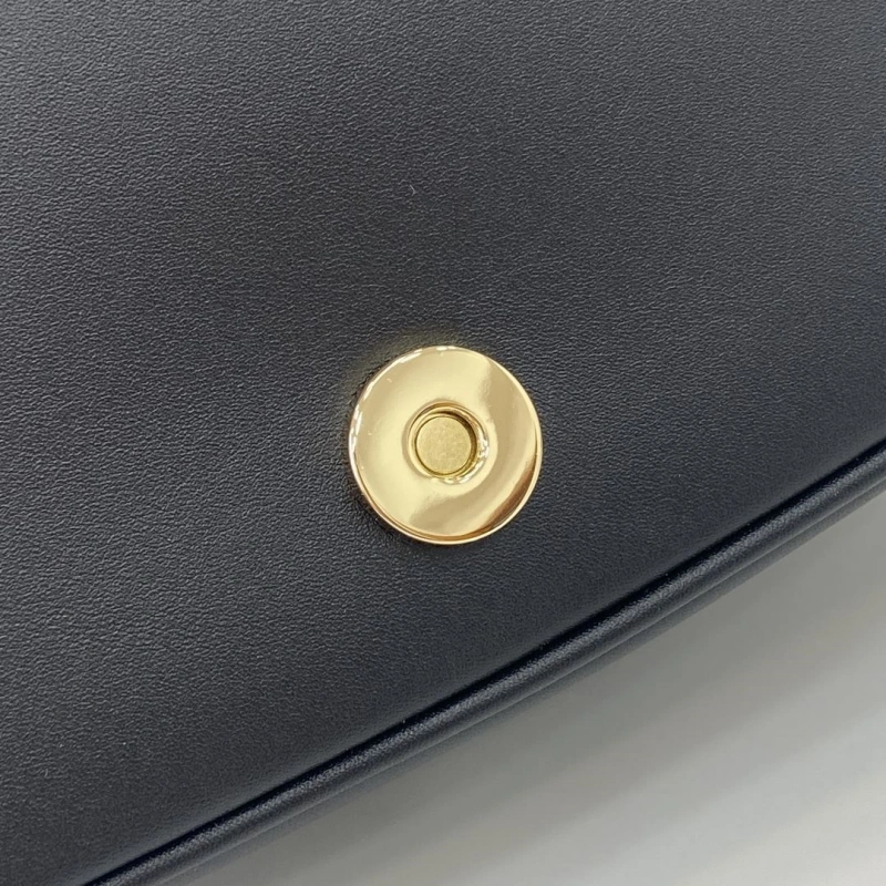 Gucci Satchel Bags 4094B-0657