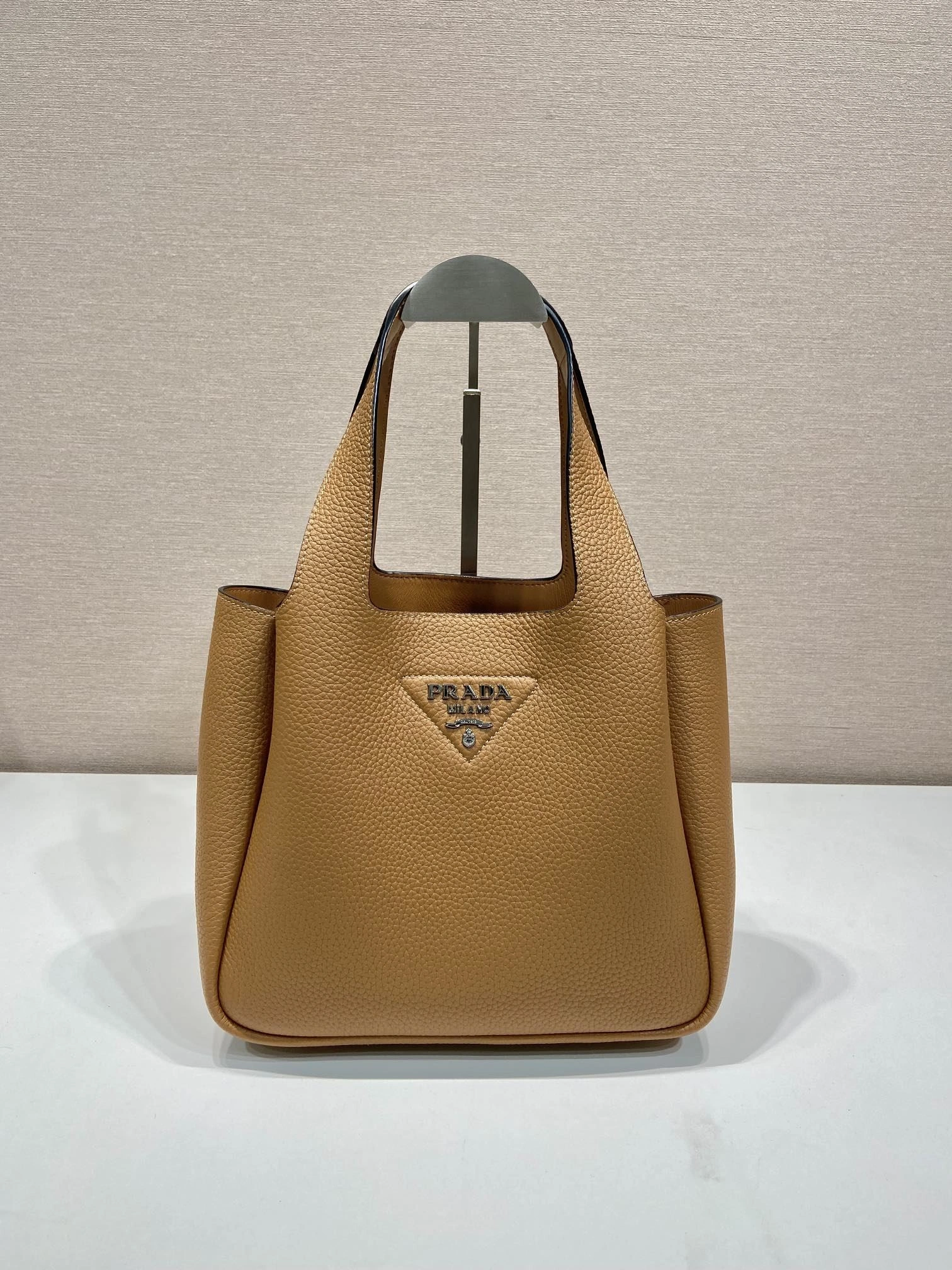 Prada Bucket Bags 4099A-0028