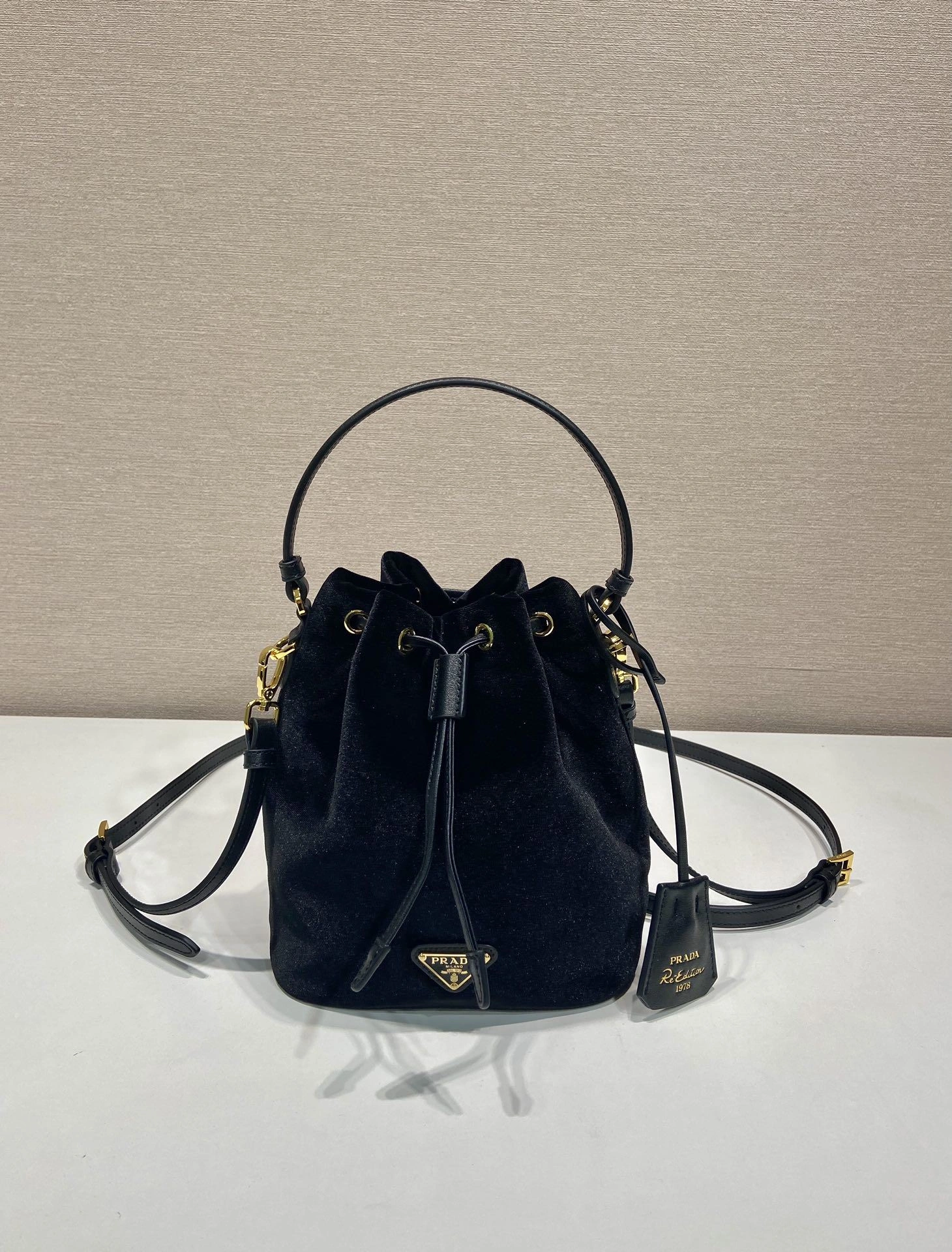 Prada Bucket Bags 4099A-0041