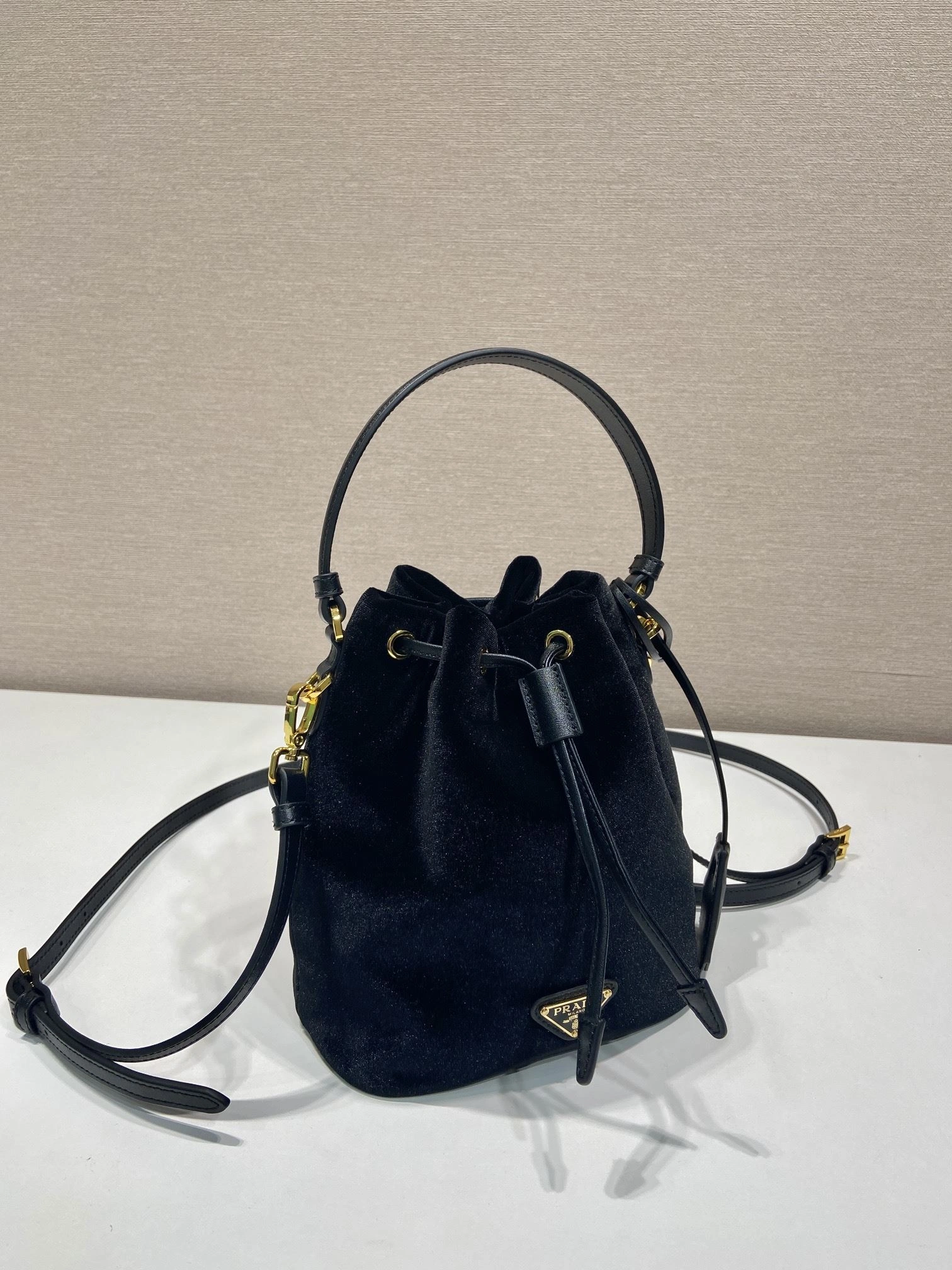 Prada Bucket Bags 4099A-0041
