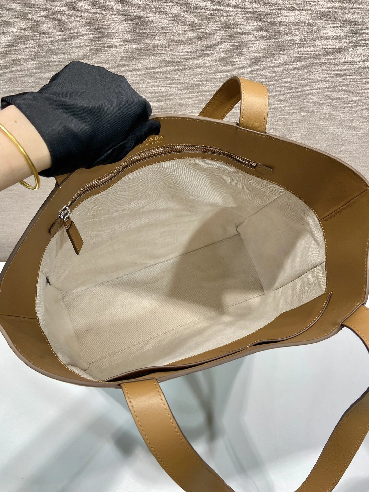 Prada Shopping Bags 4099A-0086