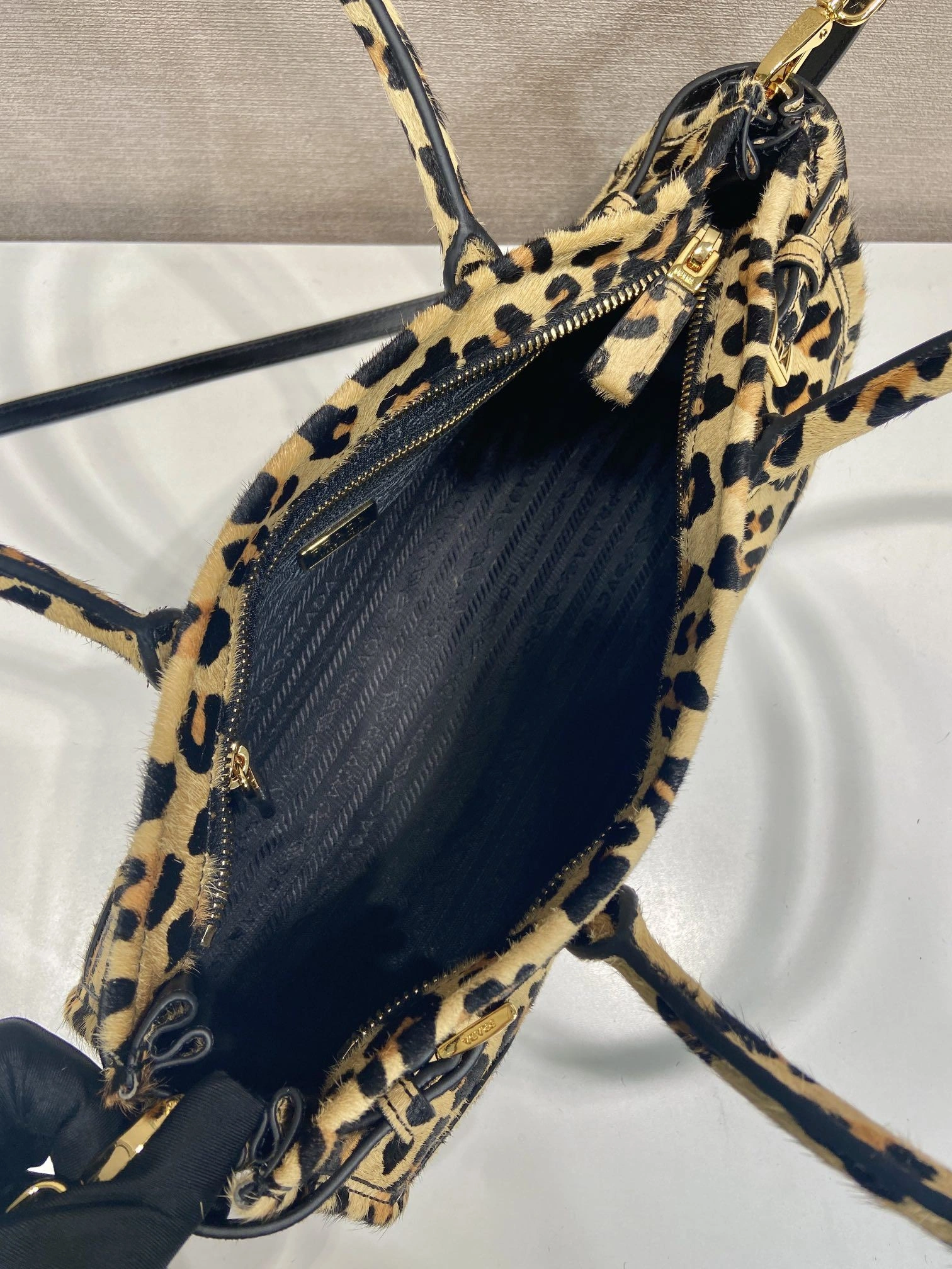 Prada Top Handle Bags 4099A-0122