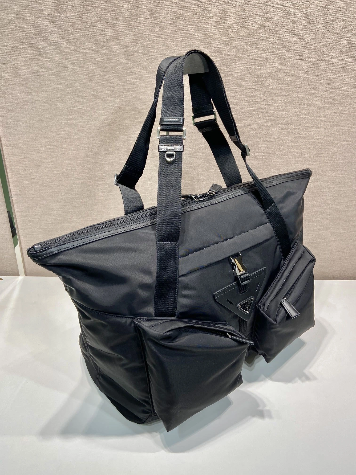 Prada Top Handle Bags 4099A-0131