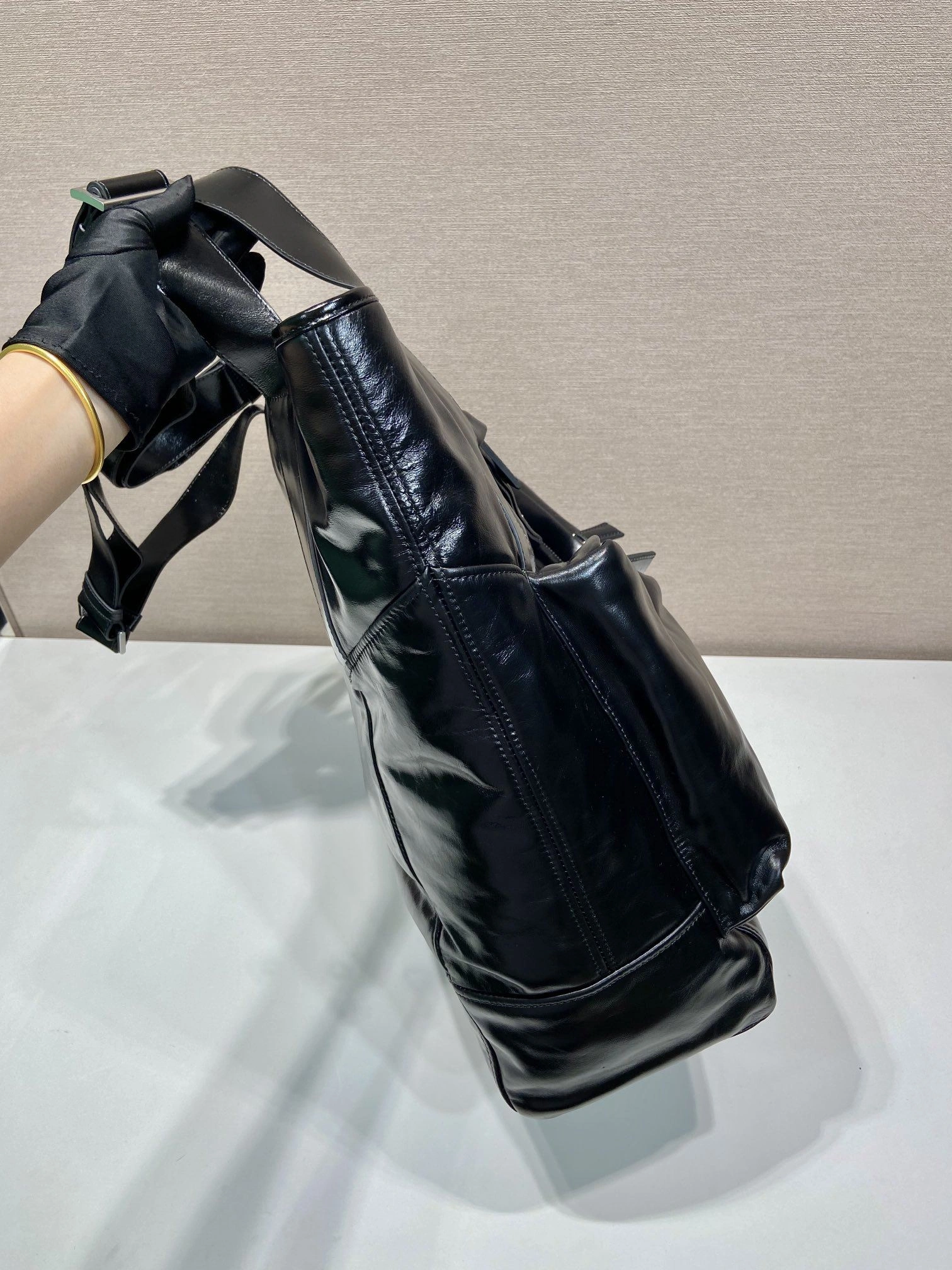 Prada Top Handle Bags 4099A-0132