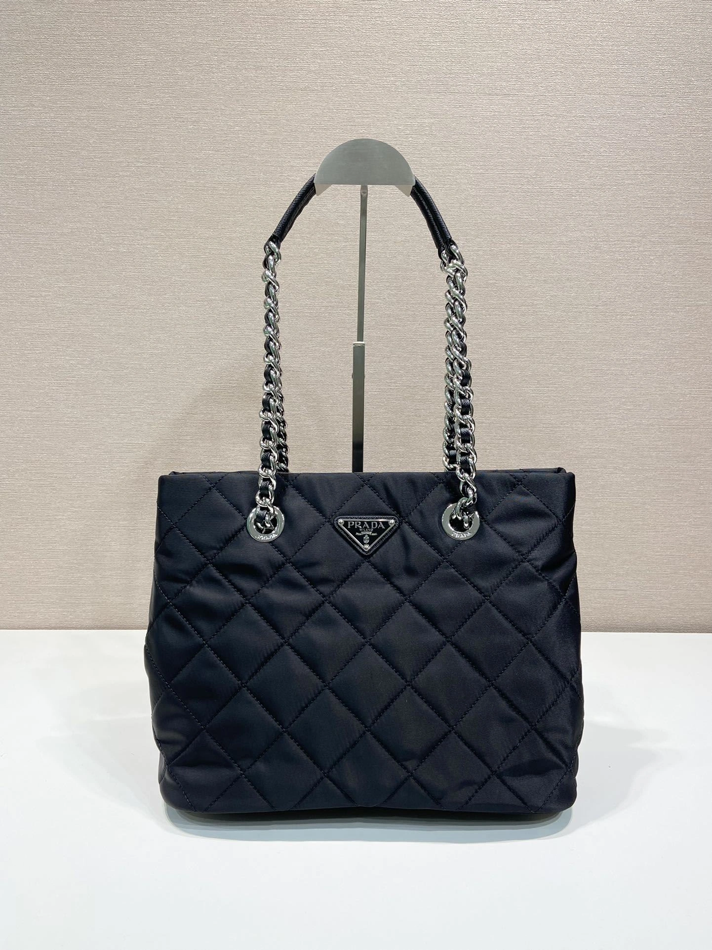 Prada Top Handle Bags 4099A-0148