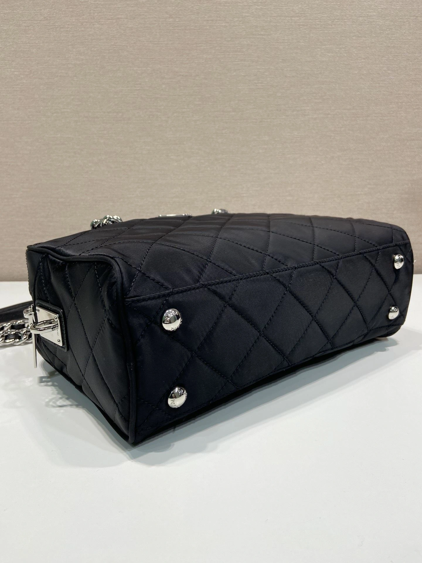 Prada Top Handle Bags 4099A-0152