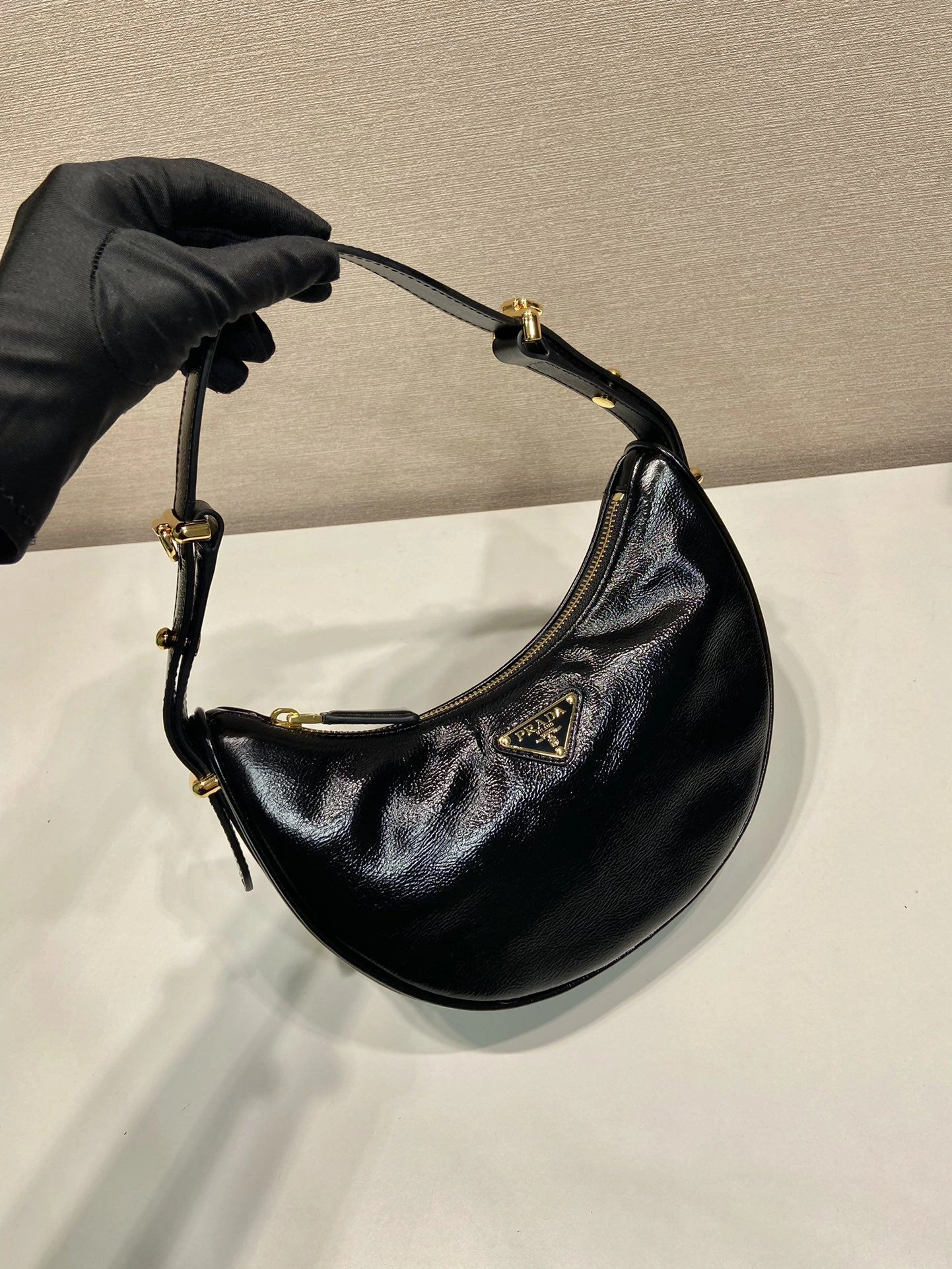 Prada Top Handle Bags 4099A-0155