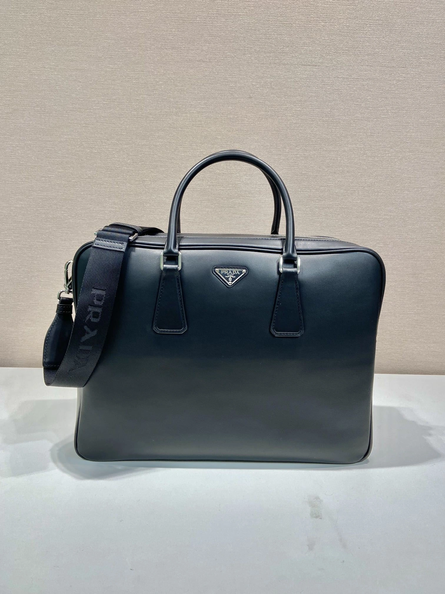 Prada Briefcase 4099A-0158