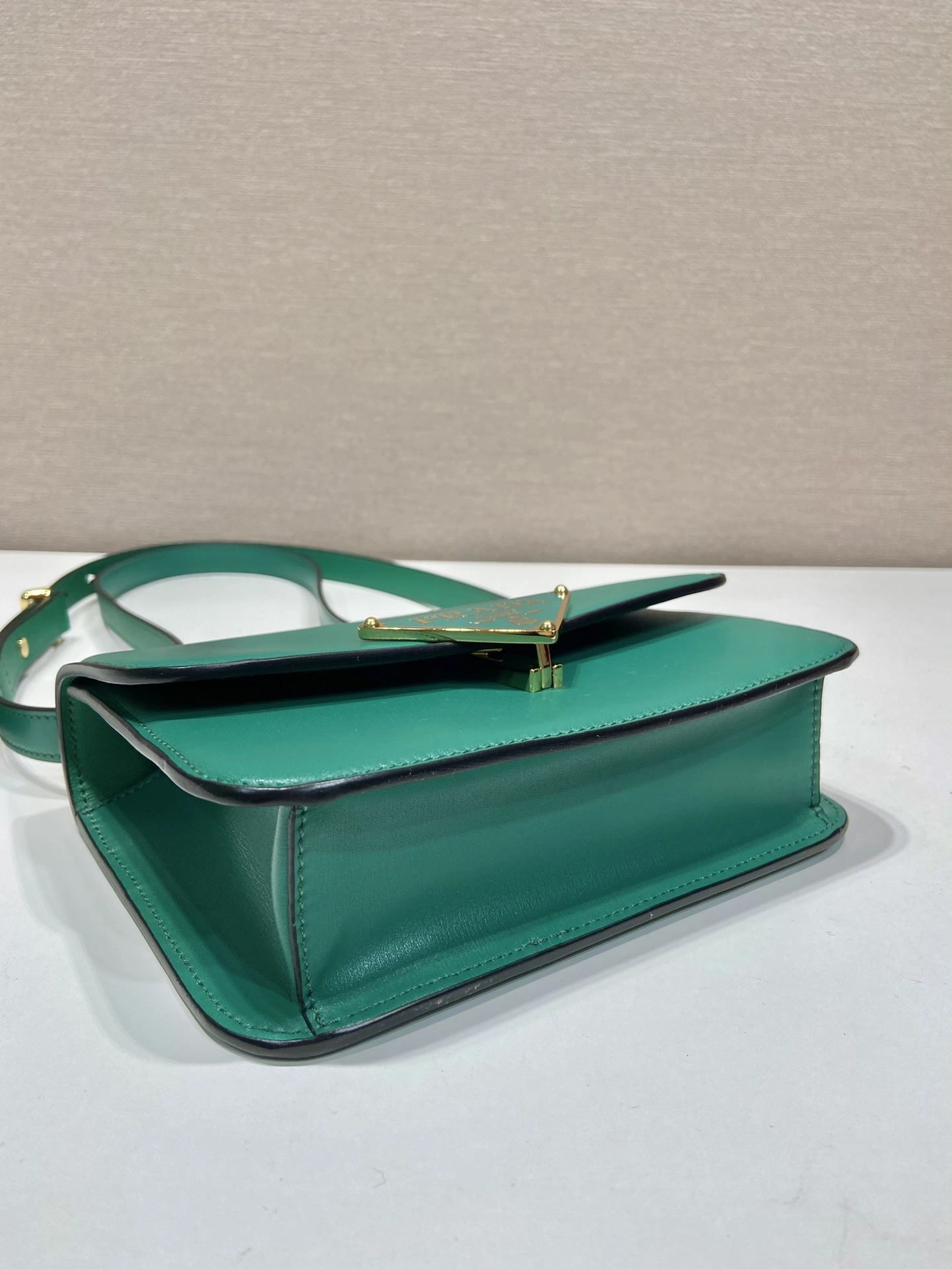 Prada Top Handle Bags 4099A-0176