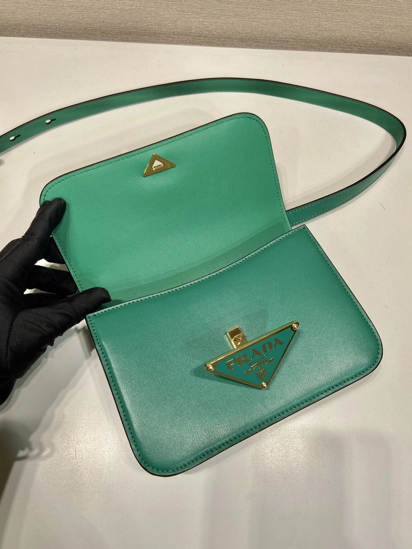 Prada Top Handle Bags 4099A-0176