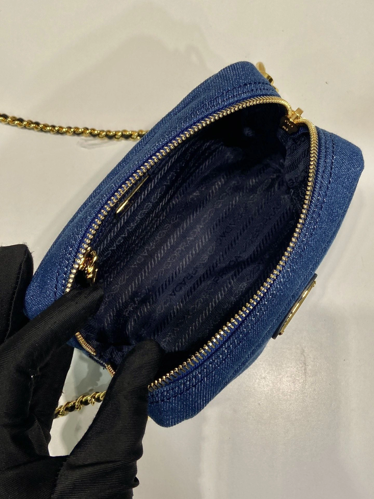 Prada Top Handle Bags 4099A-0195