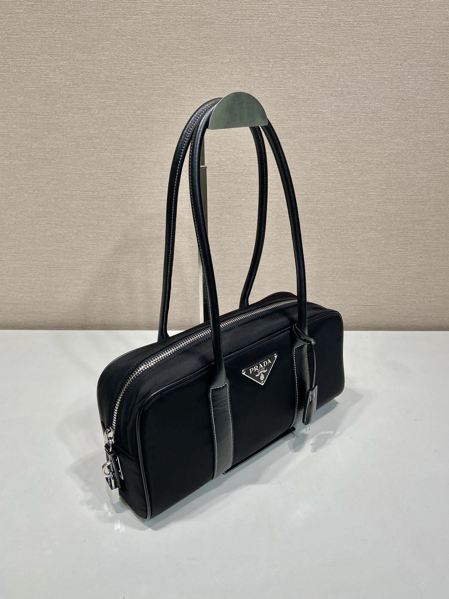 Prada Top Handle Bags 4099A-0196