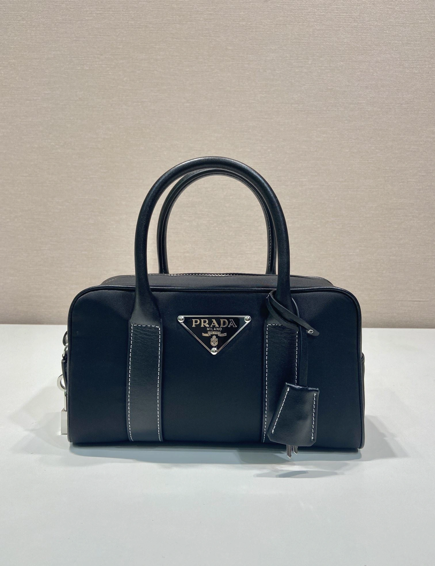 Prada Top Handle Bags 4099A-0197