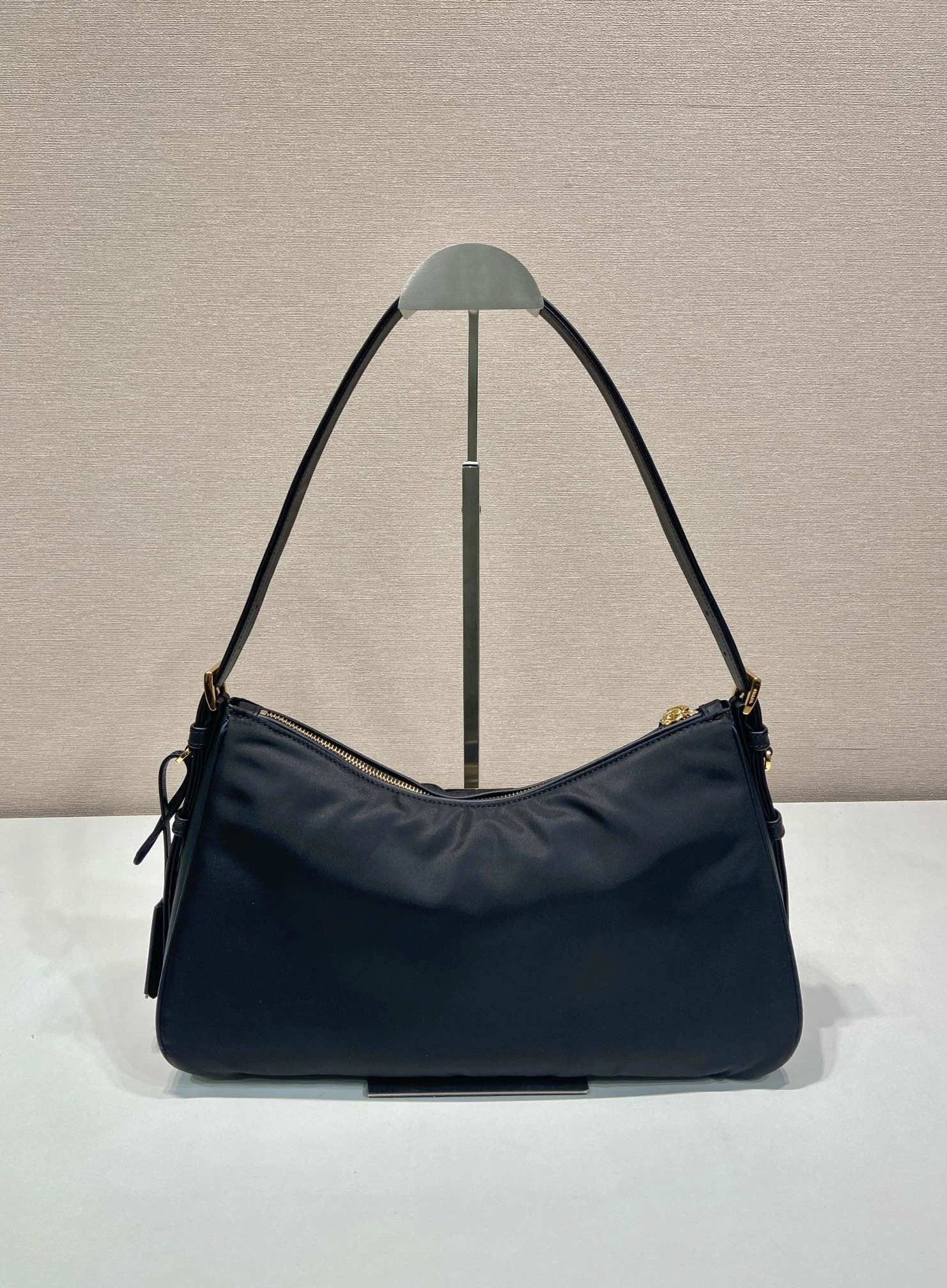 Prada Top Handle Bags 4099A-0199