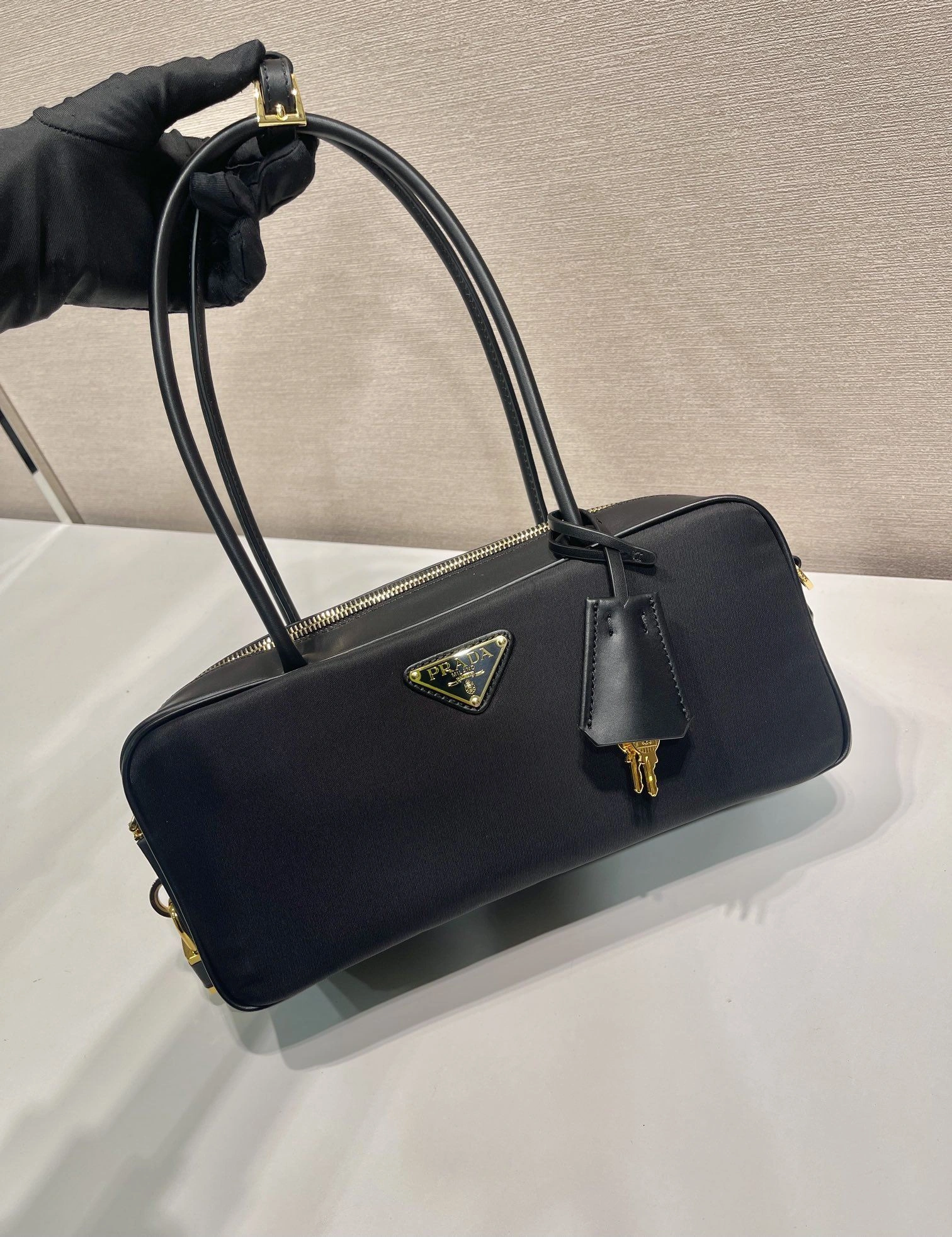 Prada Top Handle Bags 4099A-0202