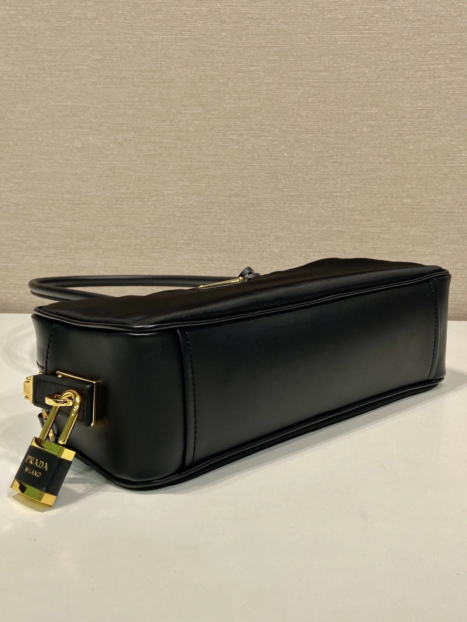 Prada Top Handle Bags 4099A-0202