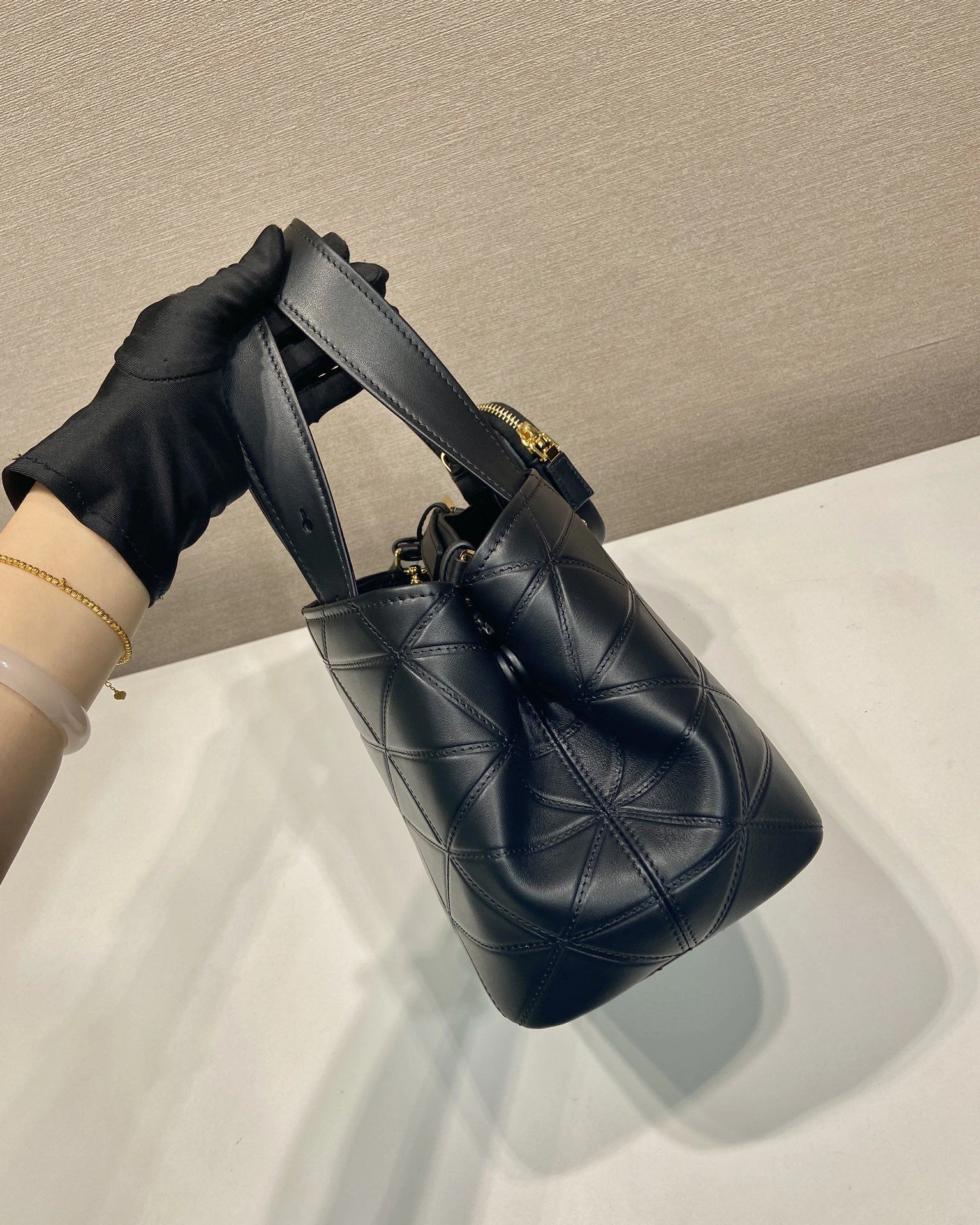 Prada Top Handle Bags 4099A-0203