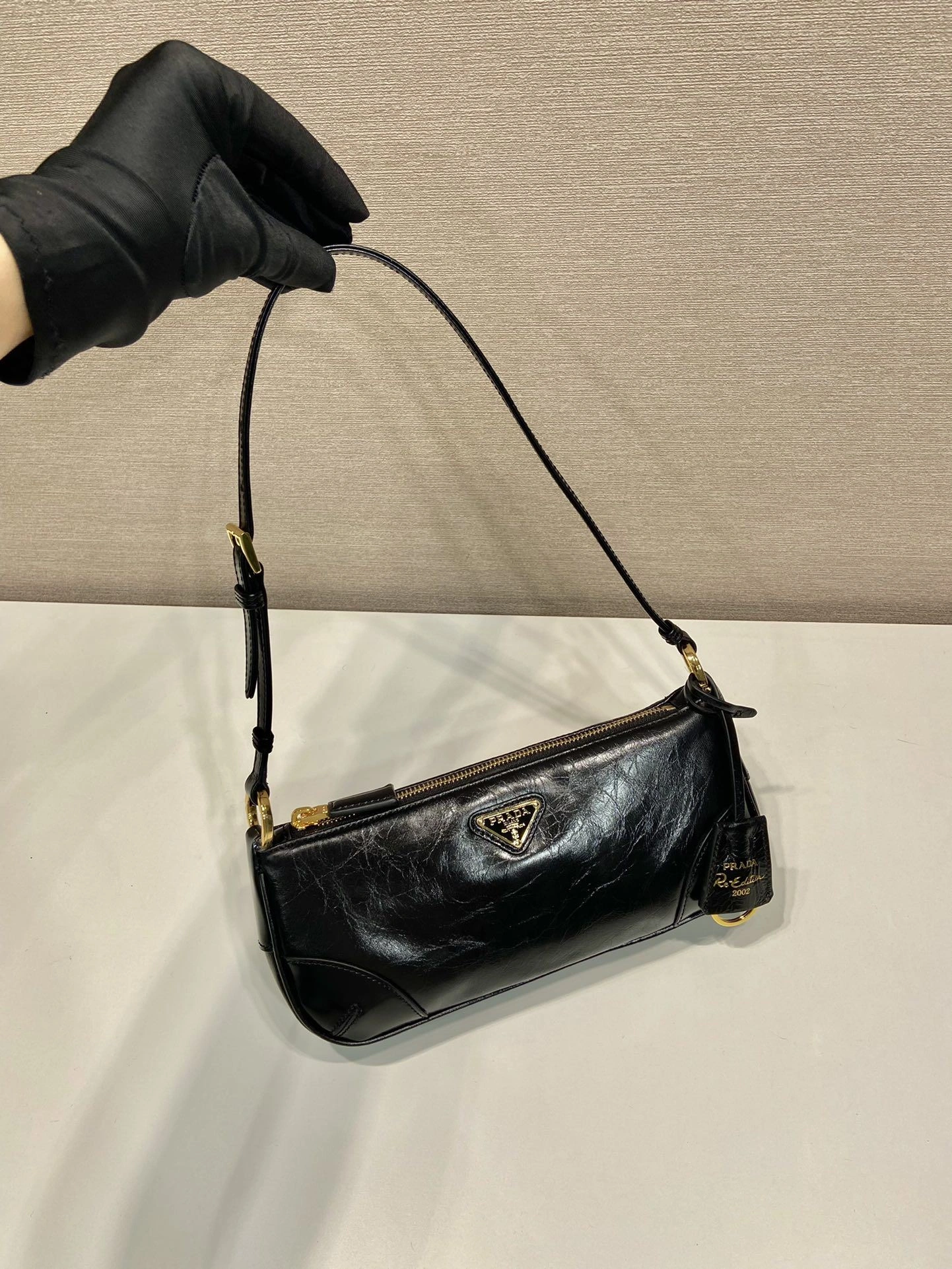 Prada Top Handle Bags 4099A-0208
