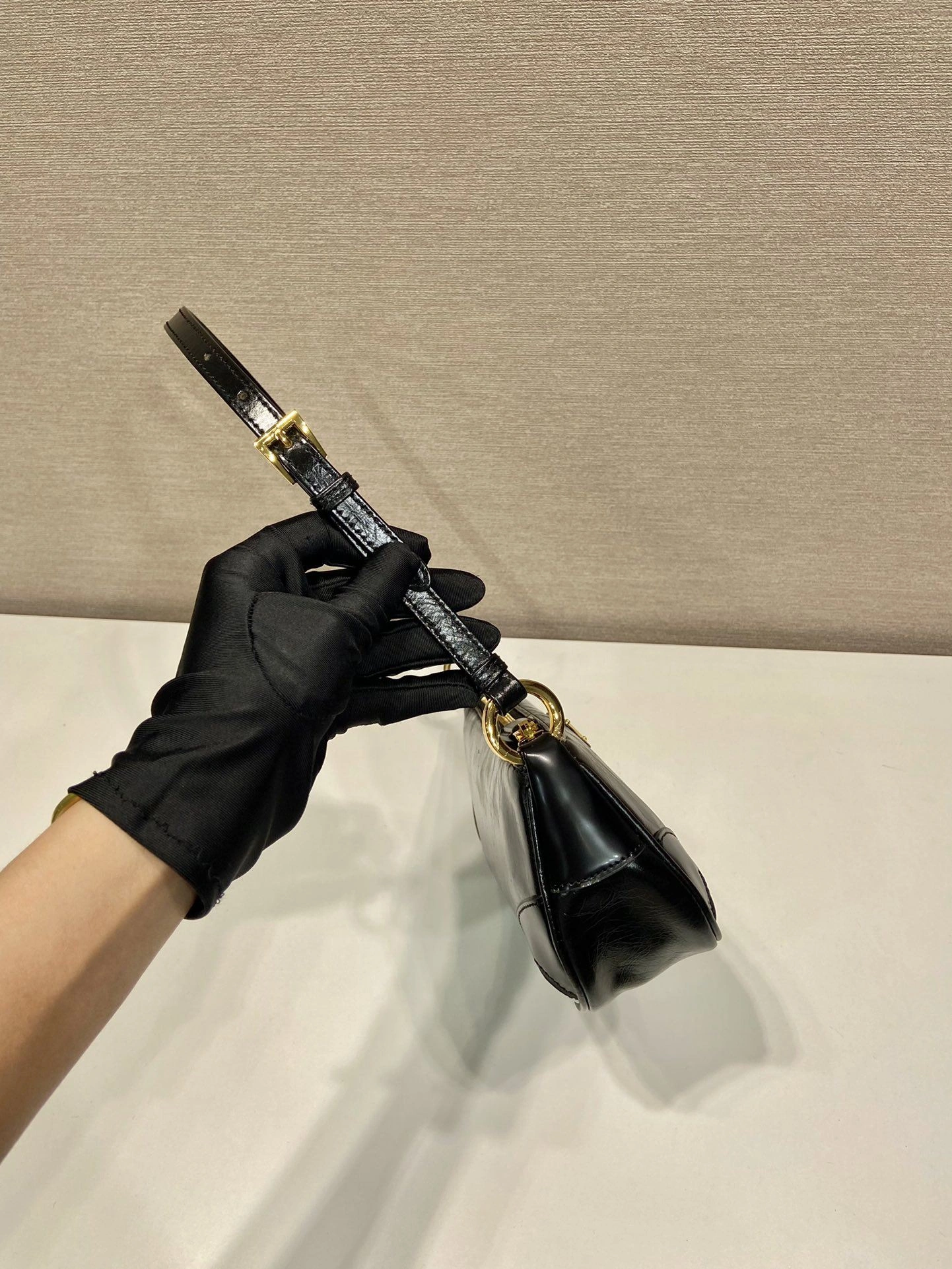 Prada Top Handle Bags 4099A-0208