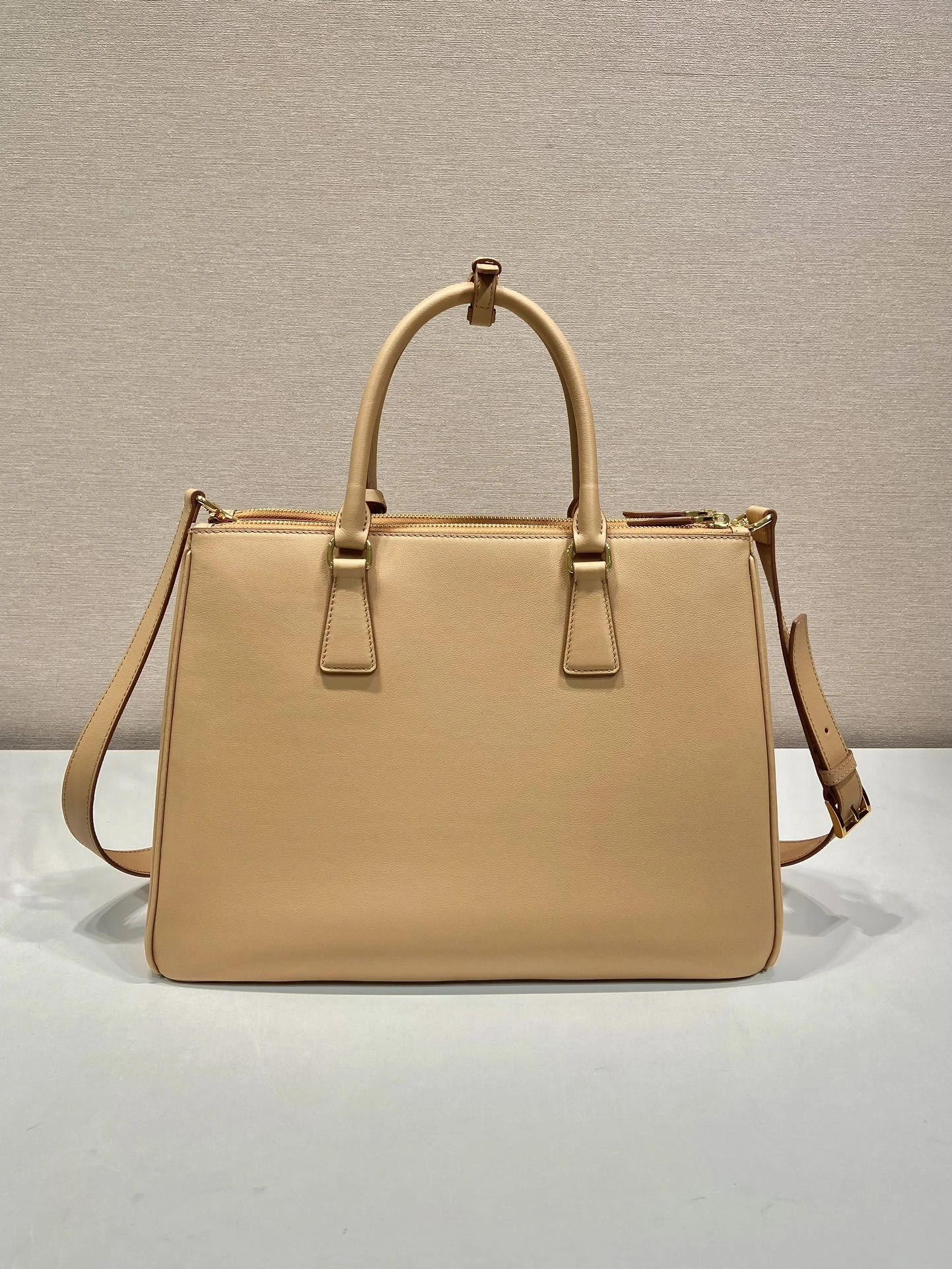 Prada Top Handle Bags 4099A-0212