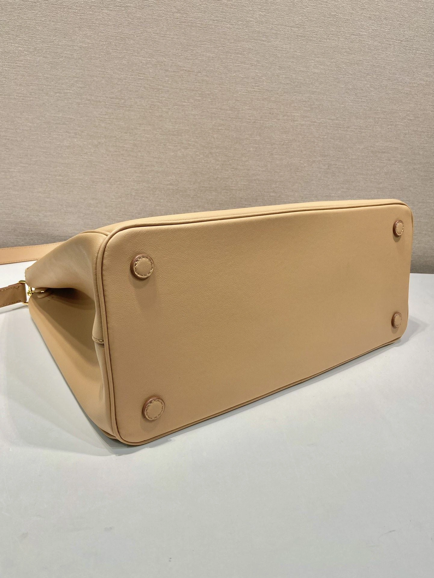 Prada Top Handle Bags 4099A-0213