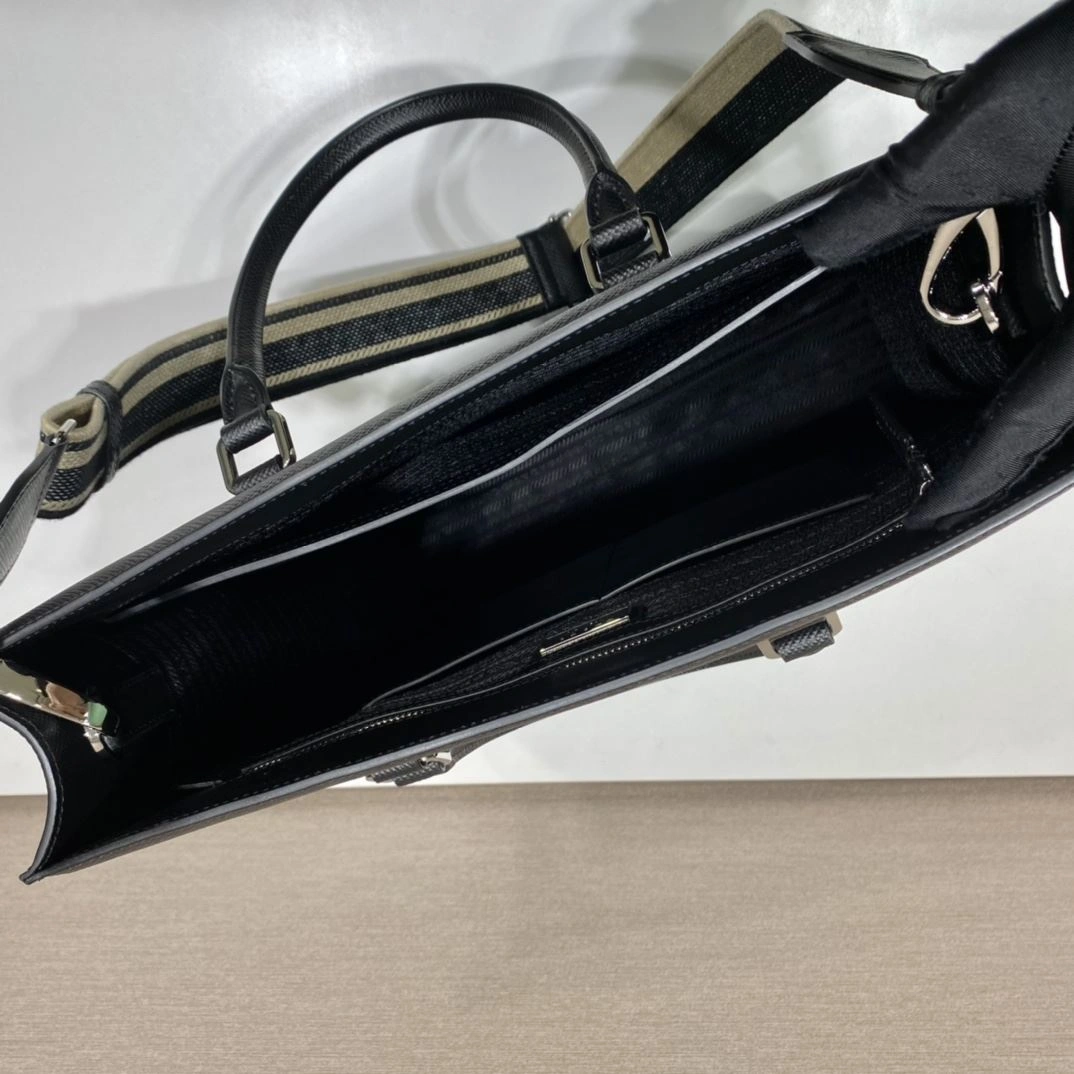 Prada Top Handle Bags 4099A-0218