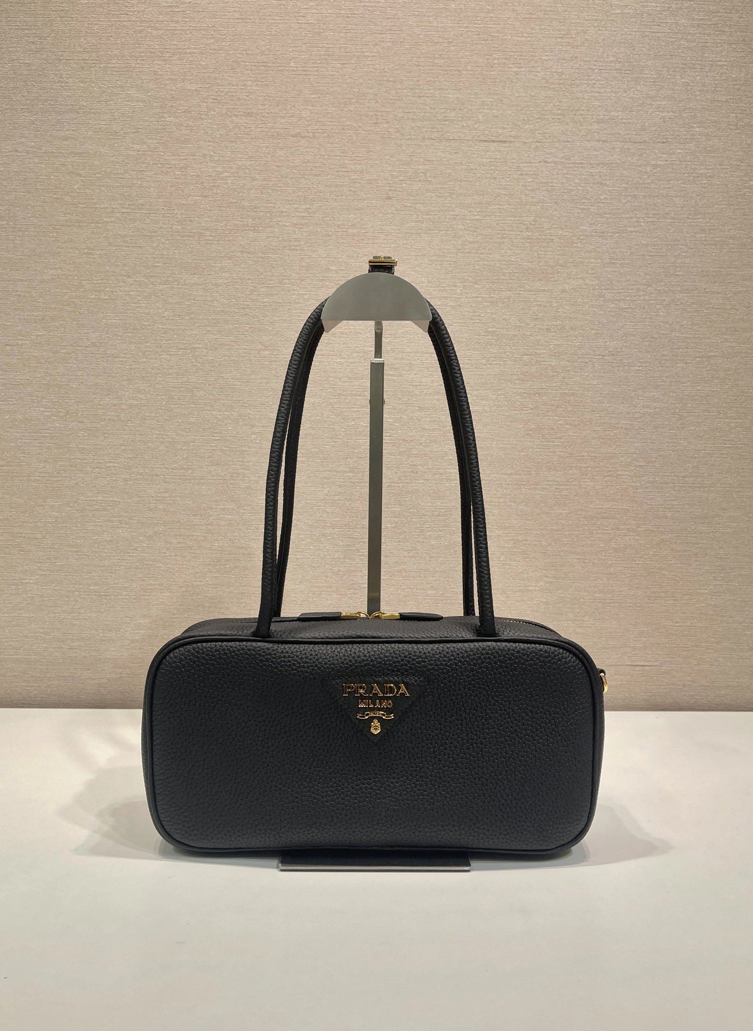 Prada Top Handle Bags 4099A-0231