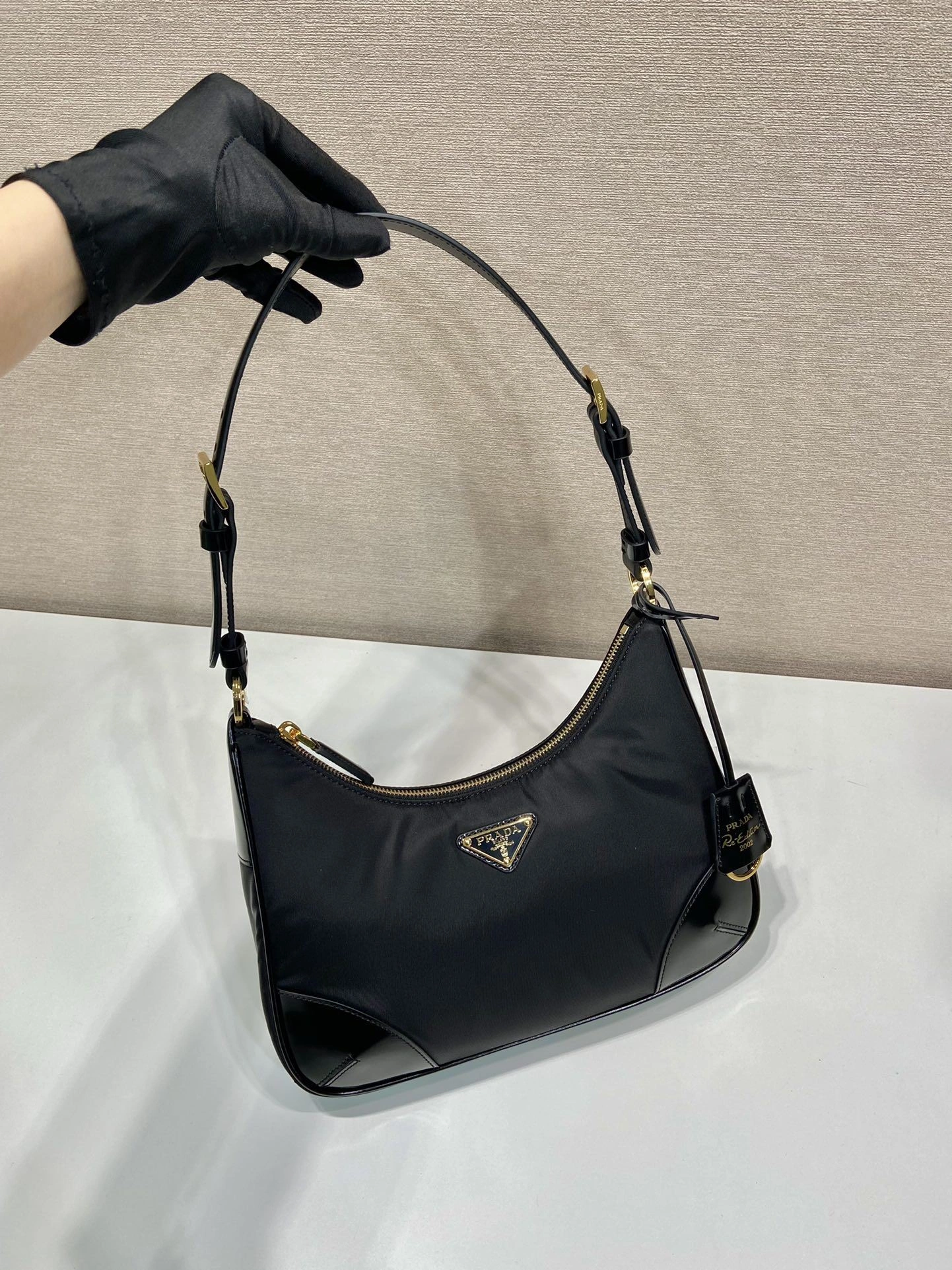 Prada Top Handle Bags 4099A-0234