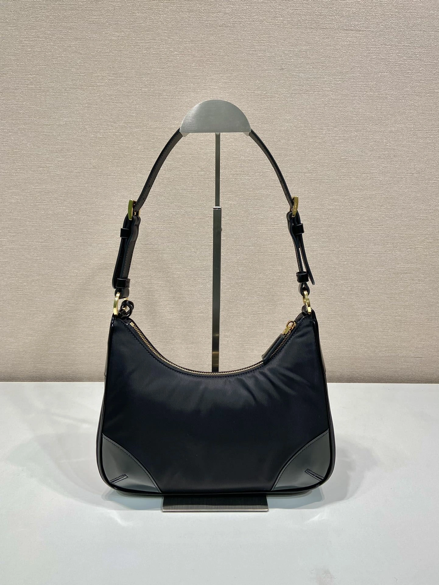 Prada Top Handle Bags 4099A-0234