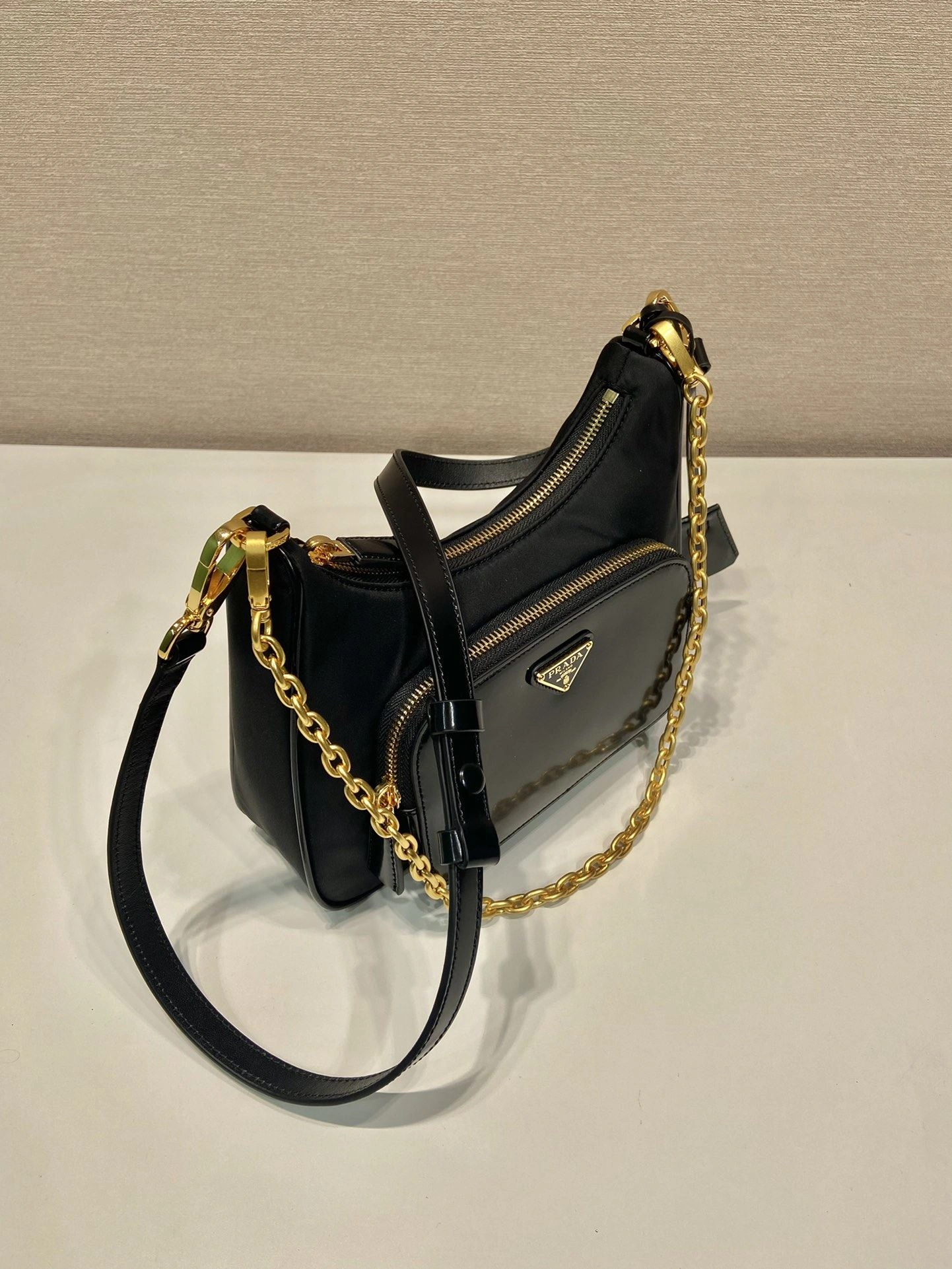 Prada Top Handle Bags 4099A-0238