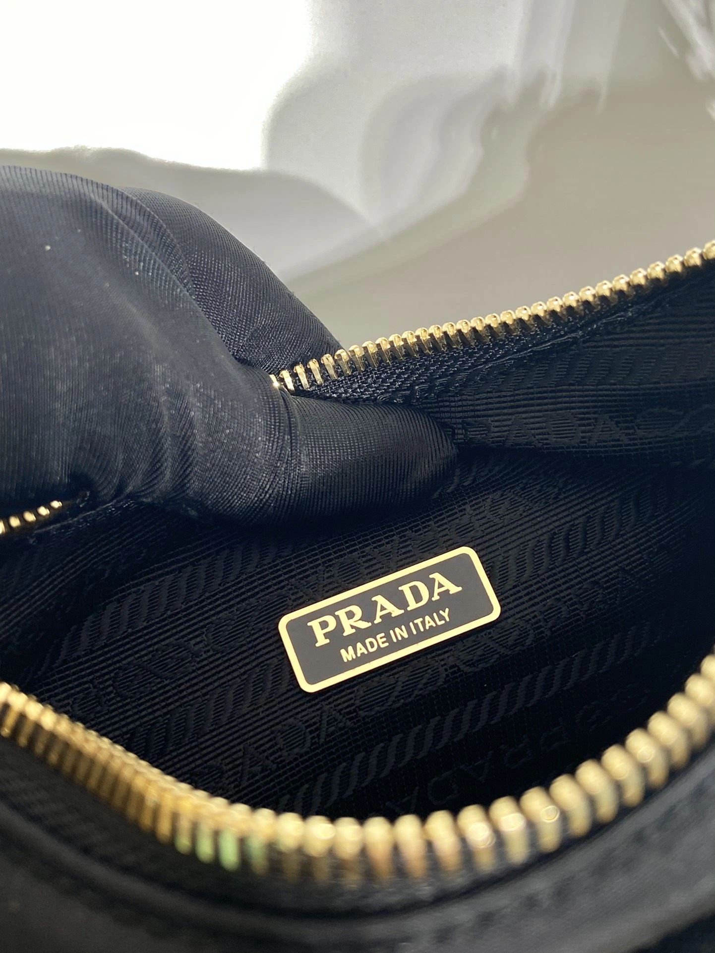 Prada Top Handle Bags 4099A-0238
