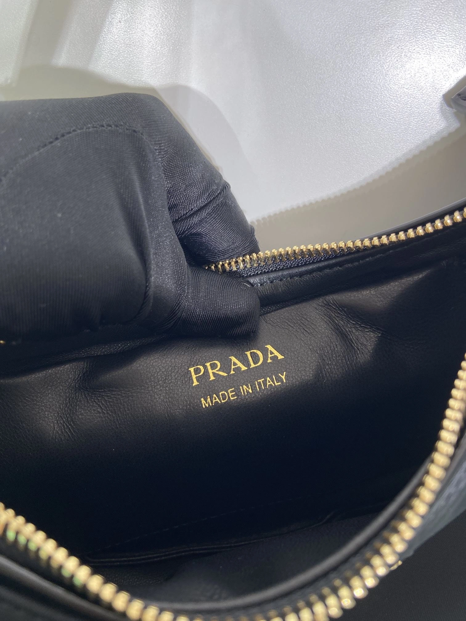 Prada Top Handle Bags 4099A-0239